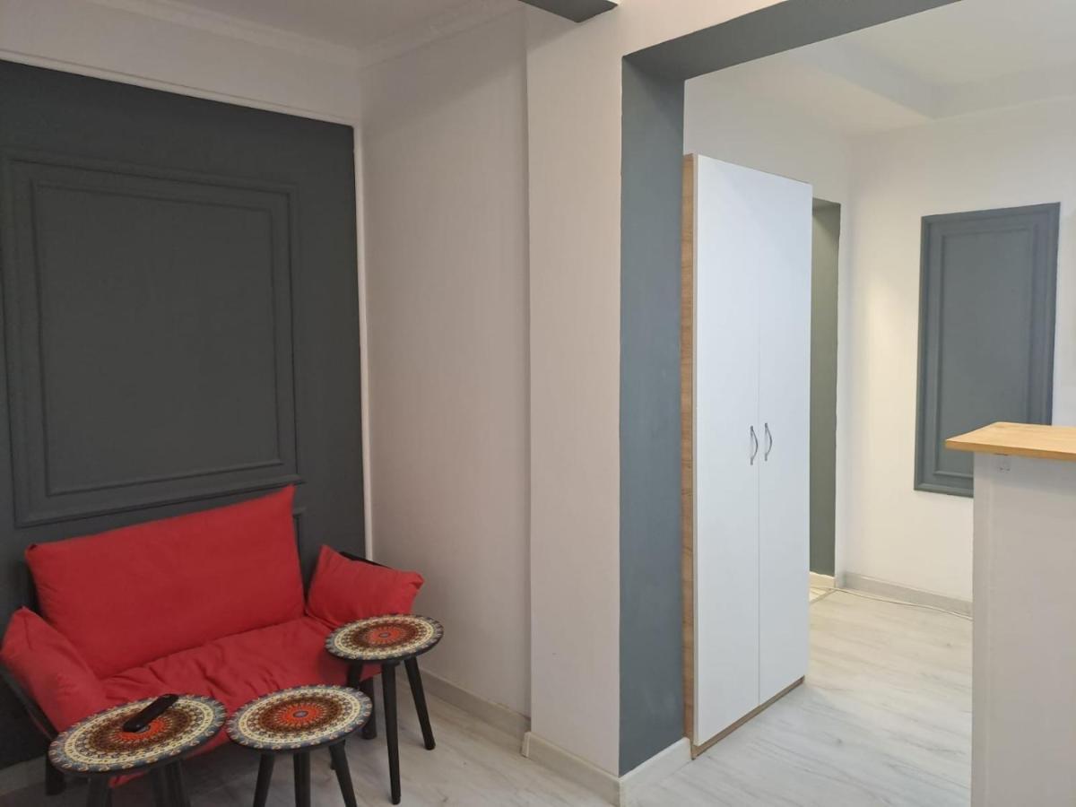 Apartamento Deluxe Studio Oldtown Bucarest Exterior foto