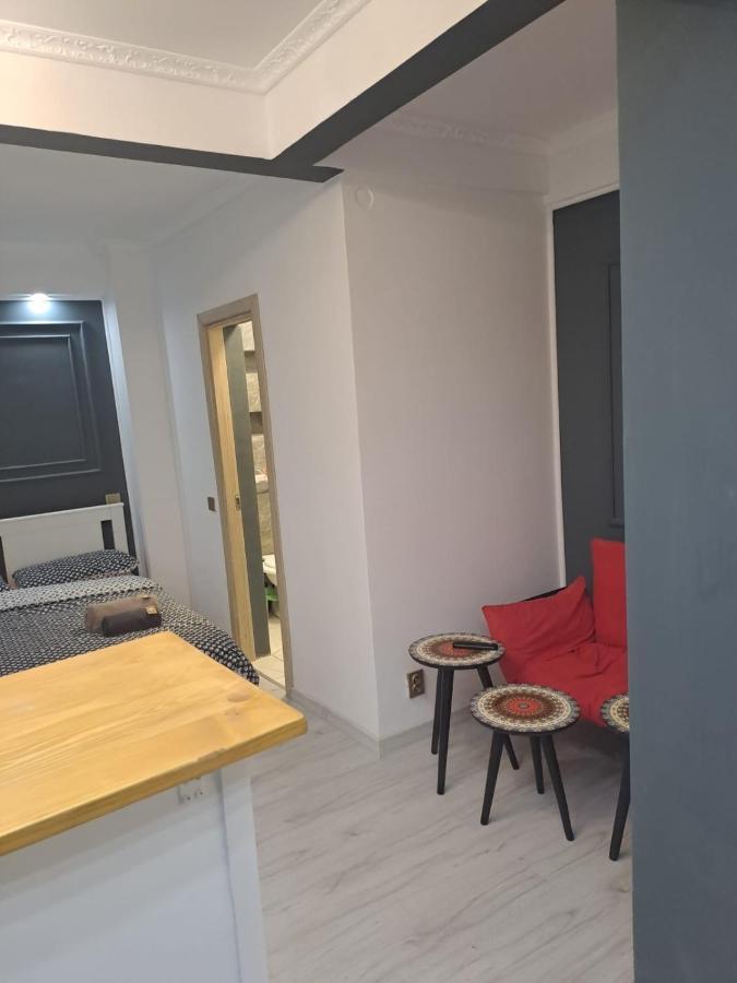 Apartamento Deluxe Studio Oldtown Bucarest Exterior foto